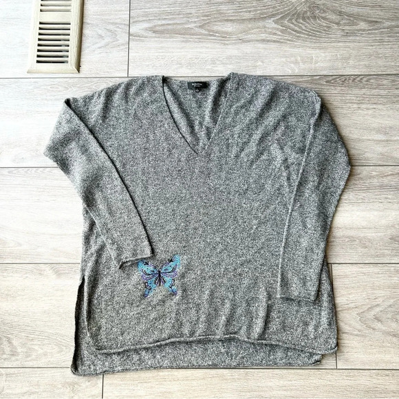 Aritzia Babaton Erin Wool Linen Blend  Sweater With Buttery Embroidery - Picture 4 of 16